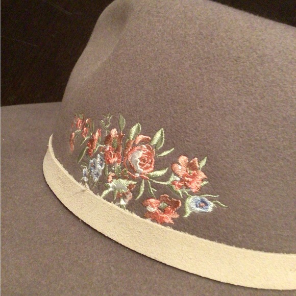 NEW! Rare Wyeth dark fawn embroidered rancher main image 4